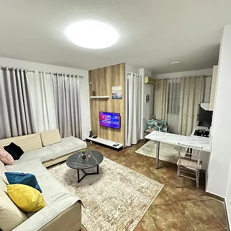 Apartament Dora