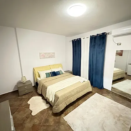 Apartment Dora